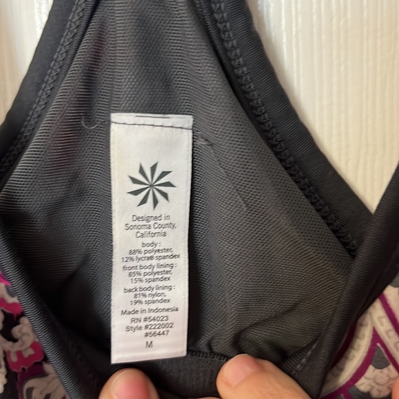 Athleta tank - Picture 3 of 4